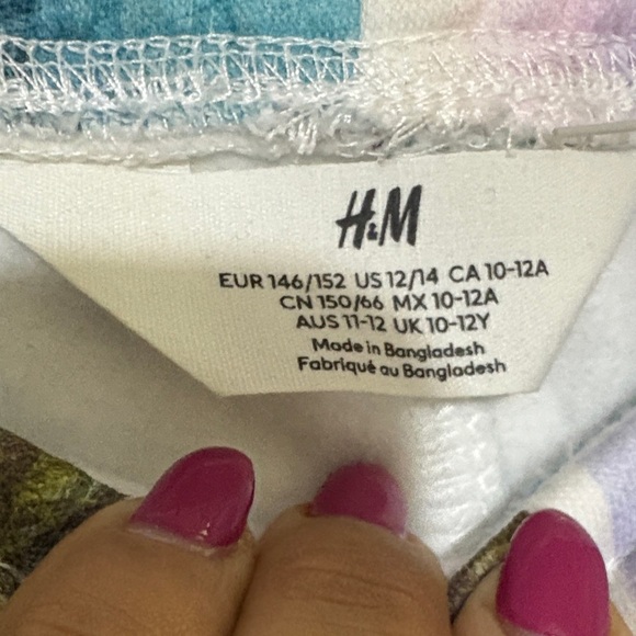 H&M Multicolor Print boys Shorts, size 12-14 surf, beach, waves, palm tree - Picture 2 of 7